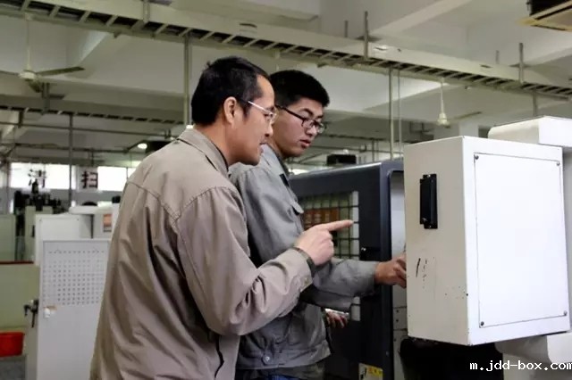 2.webp (1).jpg 2.webp (1).jpg